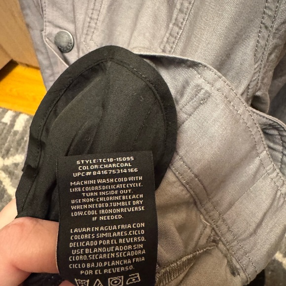 NWT Tahari light jacket - Picture 7 of 7